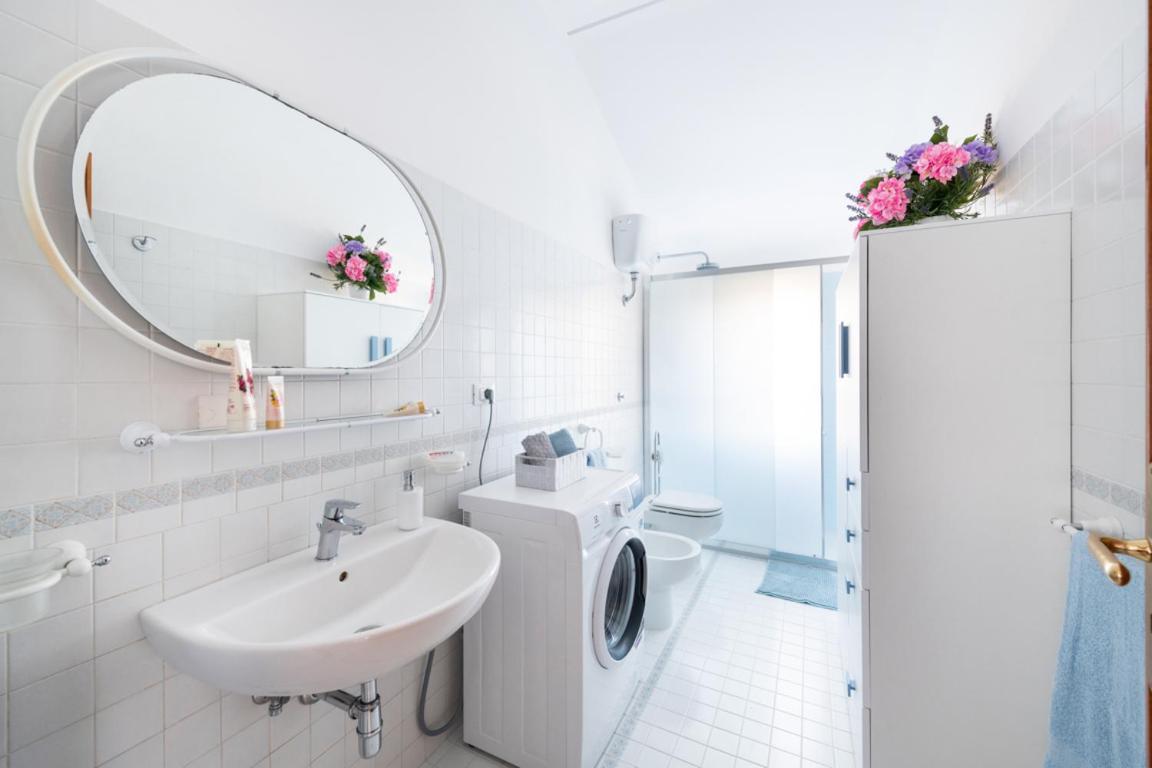 Sorrentovibes - Sea View Rooftop Apartment With Jacuzzi & Garden Esterno foto