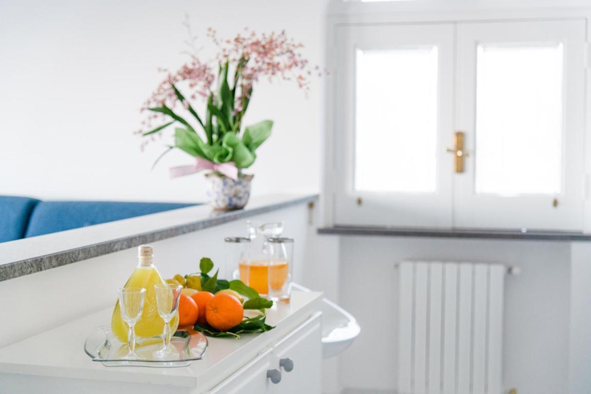 Sorrentovibes - Sea View Rooftop Apartment With Jacuzzi & Garden Esterno foto