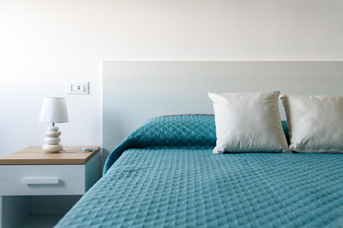 Sorrentovibes - Sea View Rooftop Apartment With Jacuzzi & Garden Esterno foto